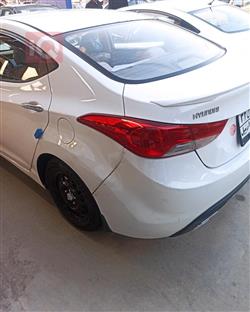 هیوندای ئەلەنترا